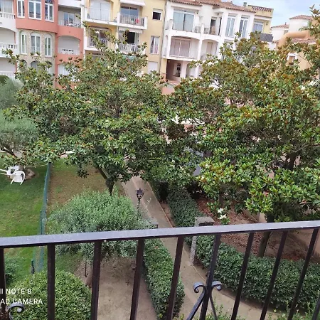 Bonito Apartamento Muy Cerca De La Playa Empuriabrava